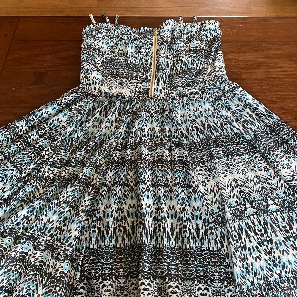 Guess size small dress